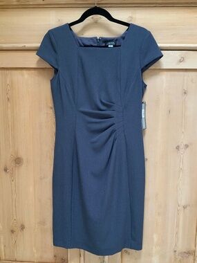 TAHARI Arthur S. Levine Cap Sleeve Grey Dress Size 6 NWT